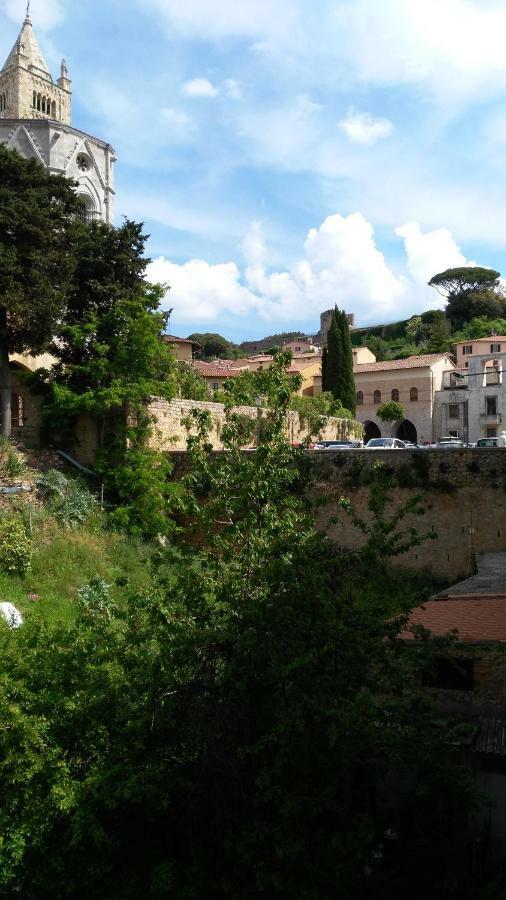 Al 32 B&B Massa Marittima Extérieur photo
